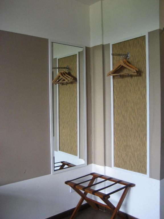 Shenzhen Lotus Hotel Quarto foto
